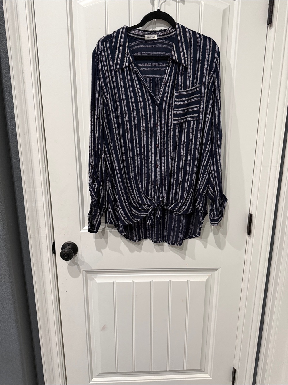 Button-Front Navy Stripe Tie-Hem Shirt